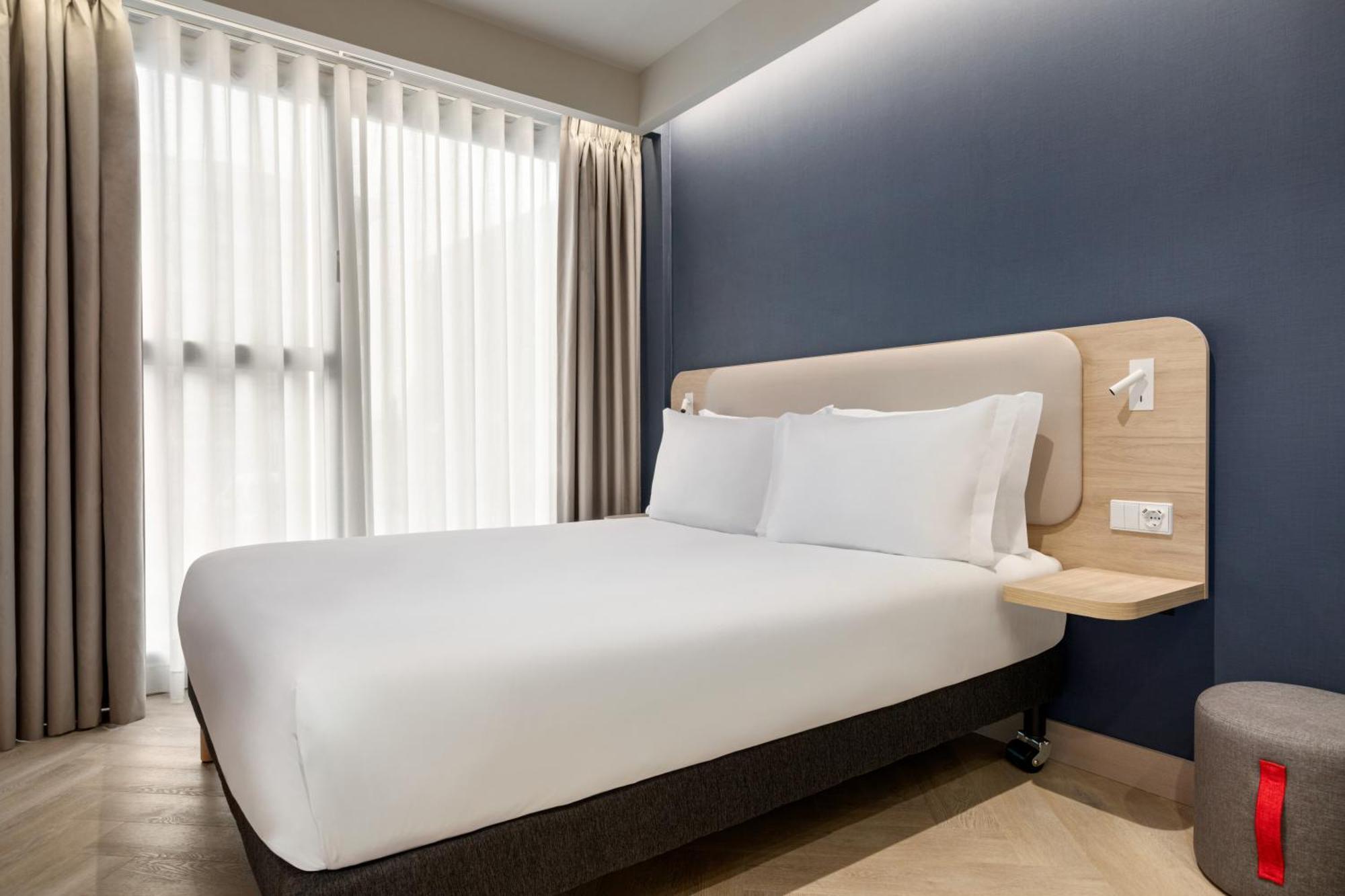 Holiday Inn Express Porto - Boavista By Ihg Exteriör bild